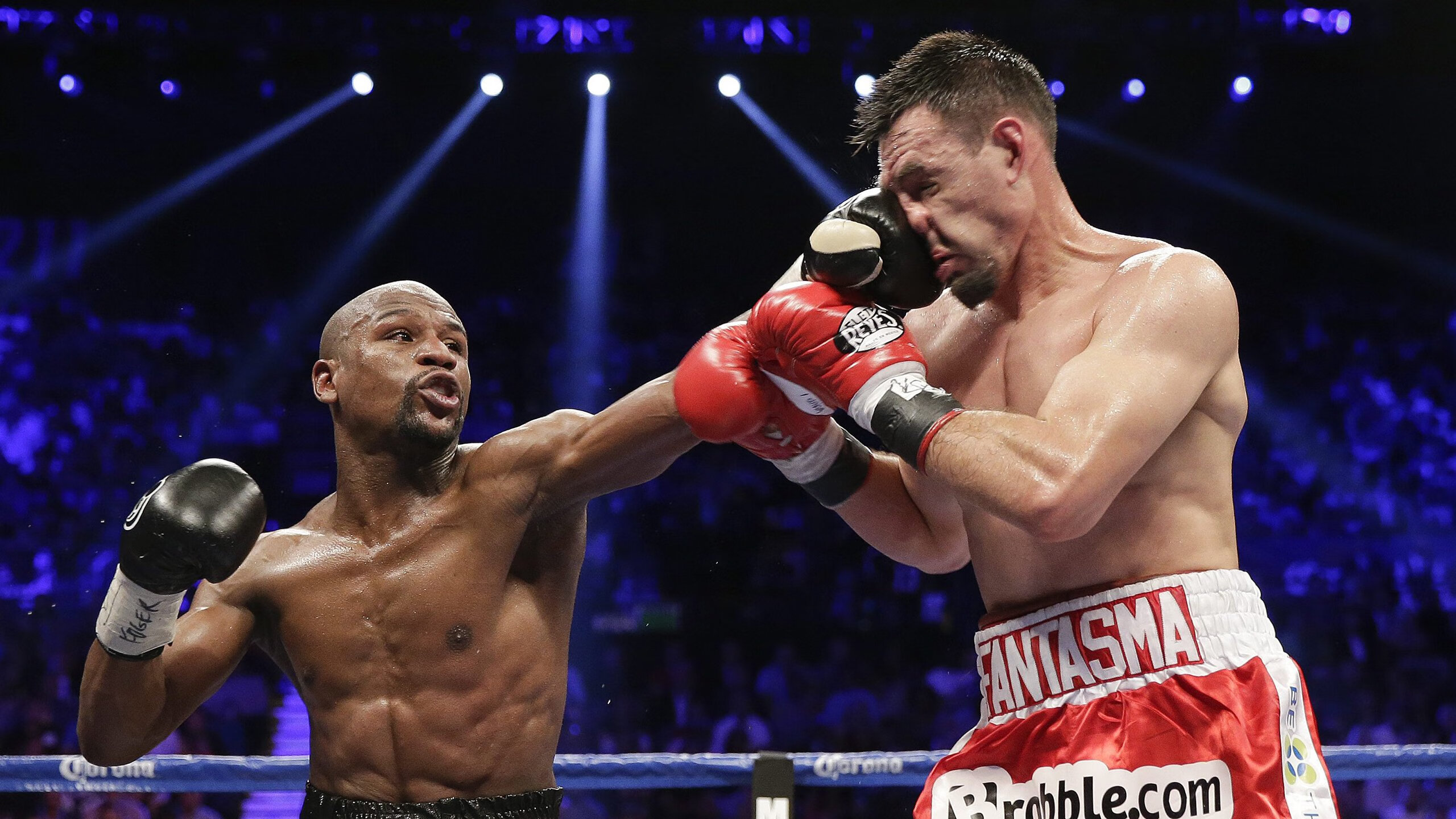 青少年足球比赛实现智能裁判，确保赛事公平公正，青少年足球实战智慧电子版